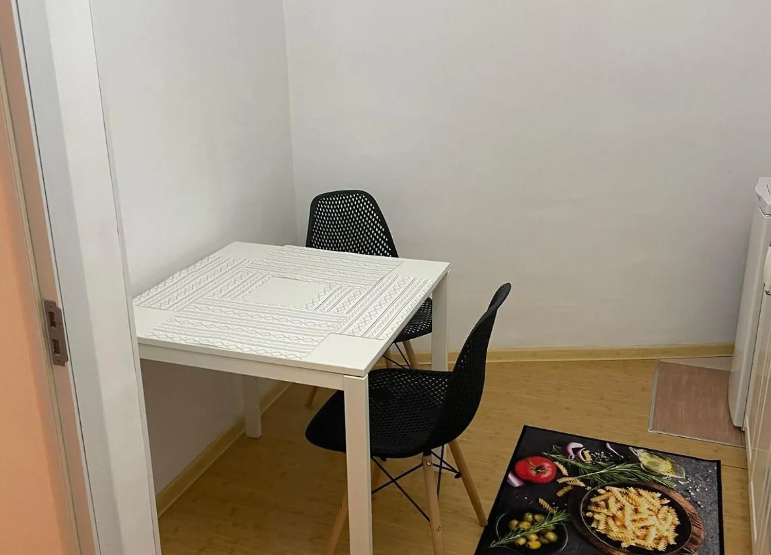 Studio 0*, Bukarest